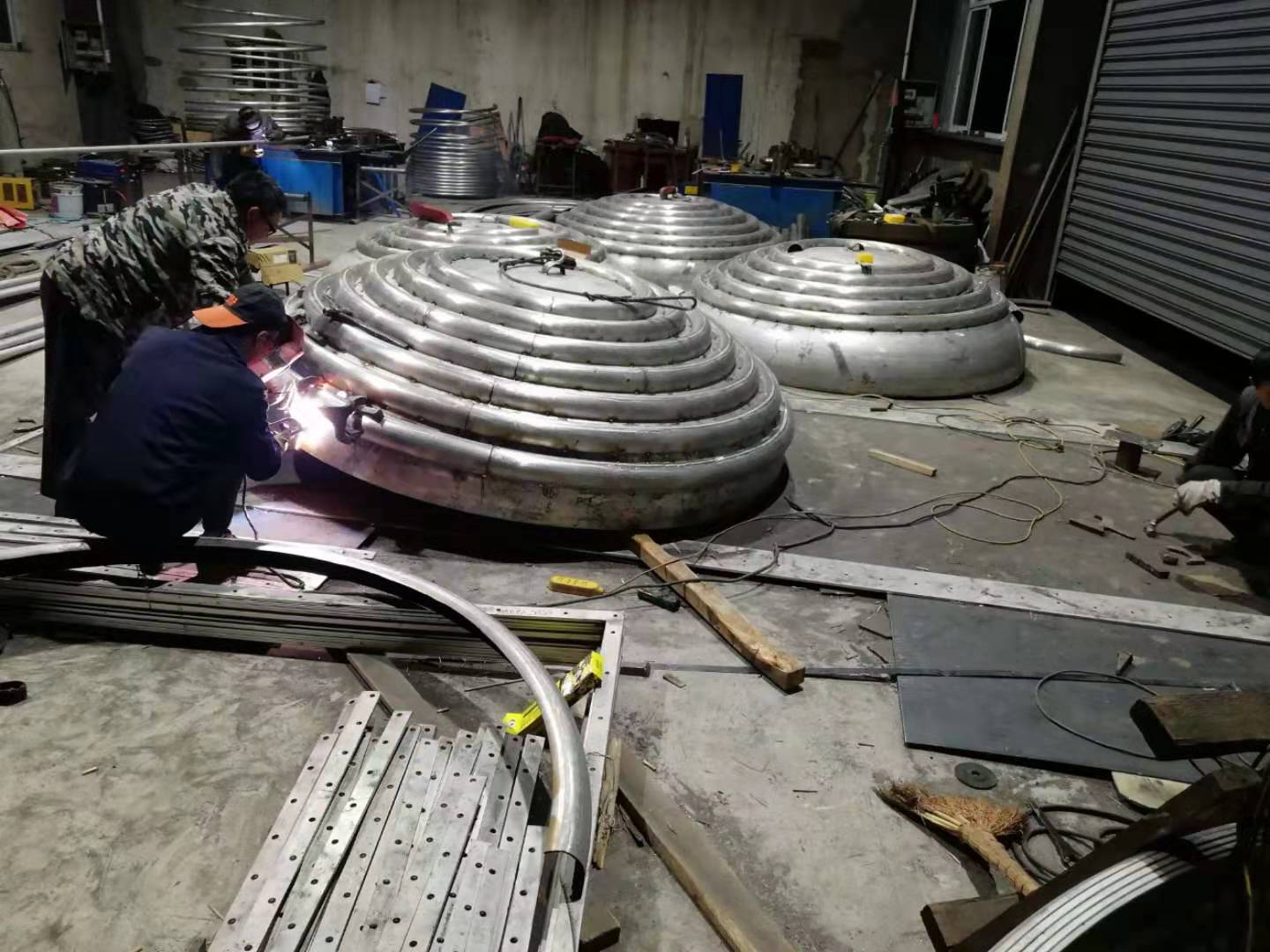 封頭盤管制作現(xiàn)場